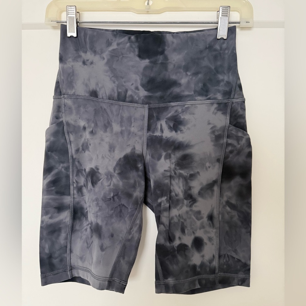 Lululemon Align 6” shorts size 6